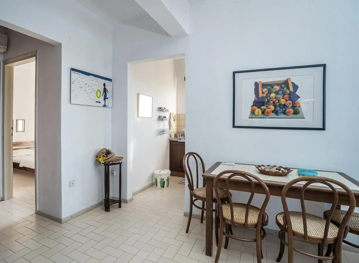 Glaros Beachfront Apartment In Hanioti Greece